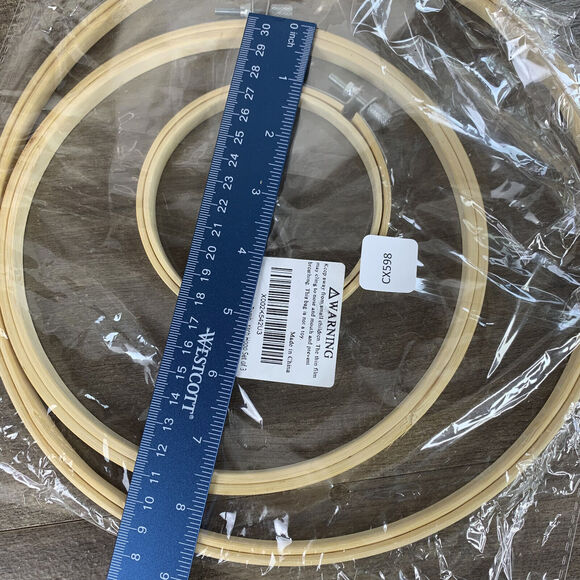 3 Pieces Embroidery Hoops Bamboo Circle Cross Stitch Hoop Set for Art Craft - Picture 8 of 9